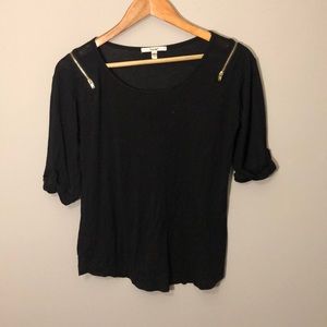 Black 3/4 sleeves top with zippers on shoulders
